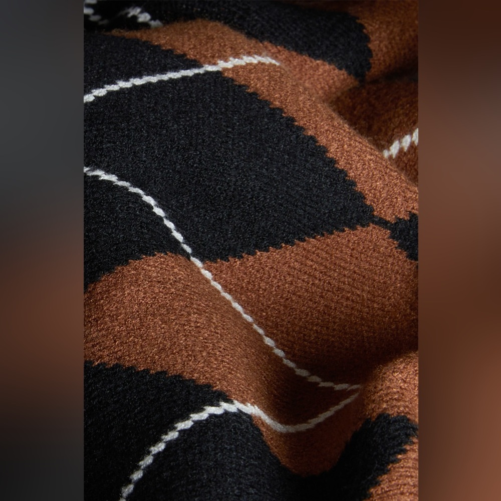 OAK + FORT Oversized Argyle Cardigan - Picture 11 of 14